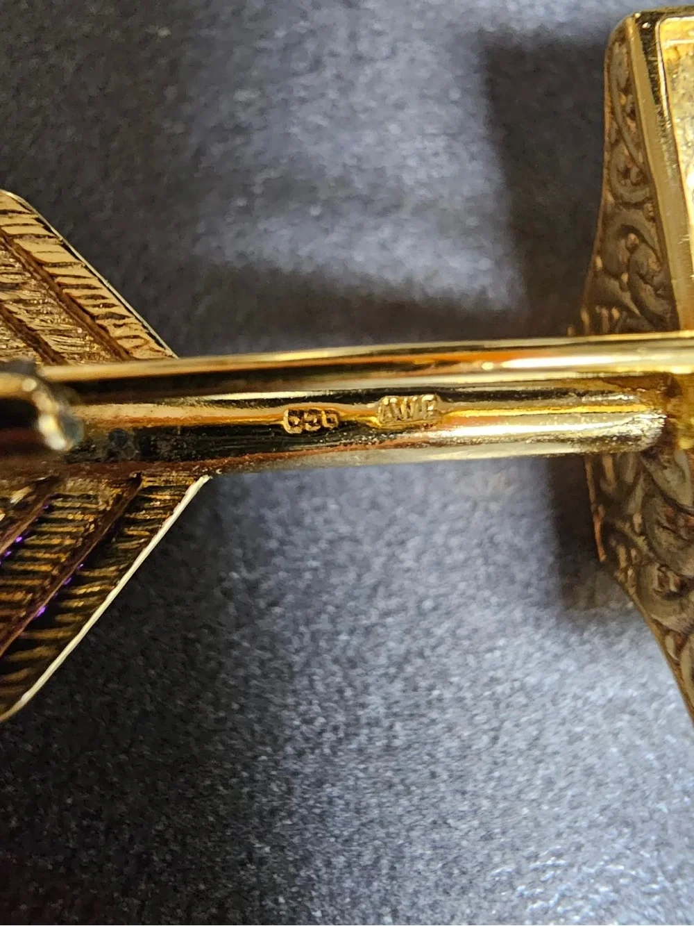 Signed AWR Designer Gold-tone Arrow Tie Bar/Pin